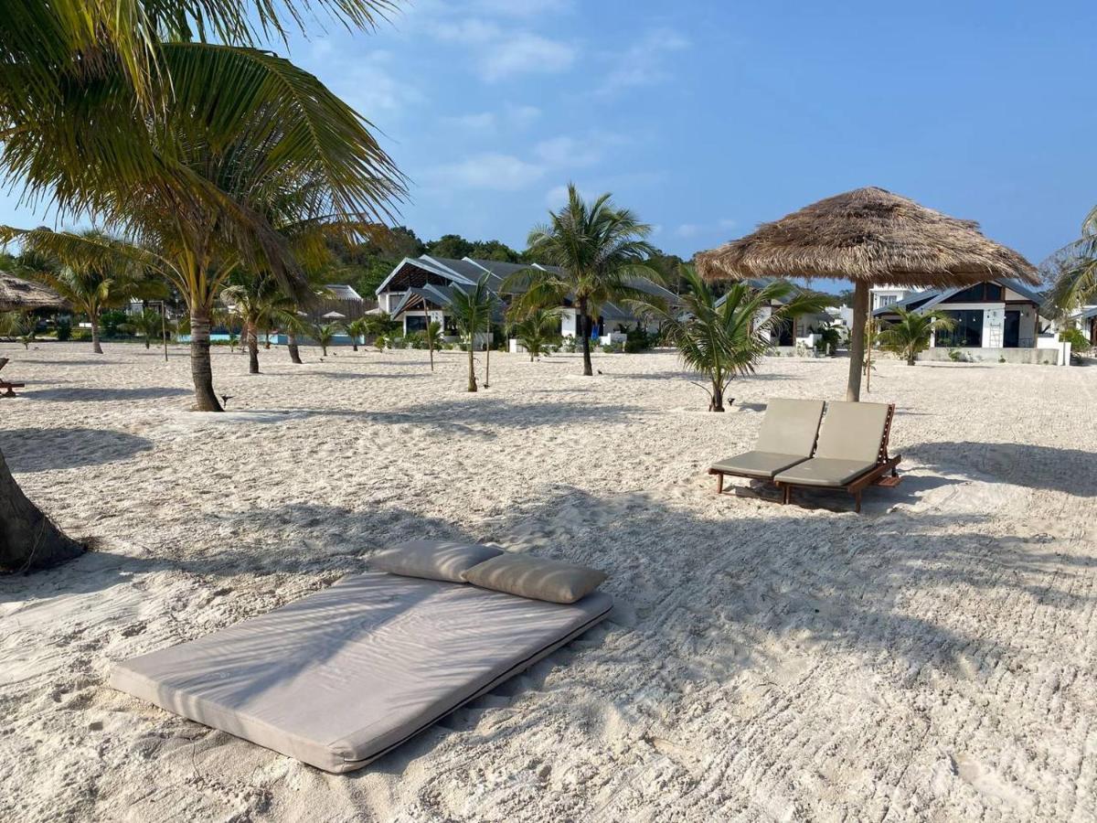 You&Me Resort Pagoda Beach Exterior foto